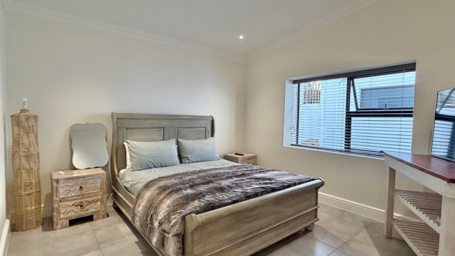 5 Bedroom Property for Sale in Strand Central Western Cape
